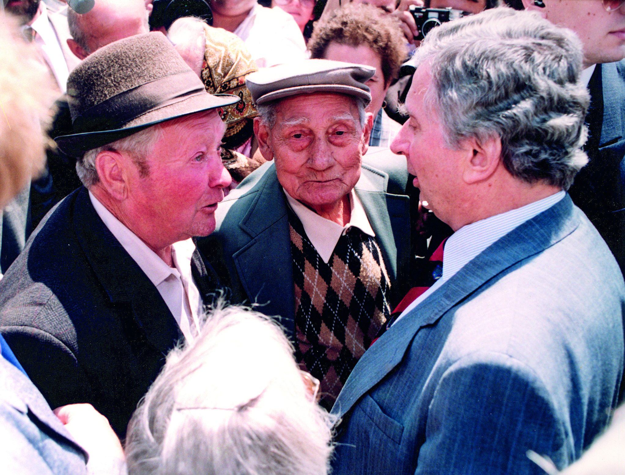 9be7d56090efda304230cc12e869d57b